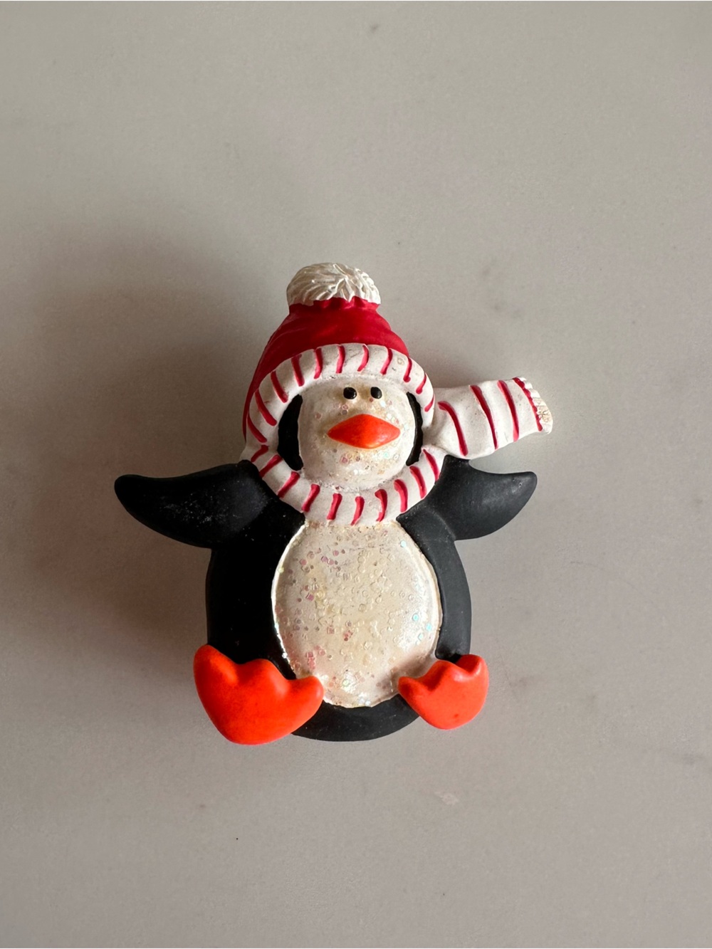 Holiday Penguin vintage Christmas brooch - Black and Red